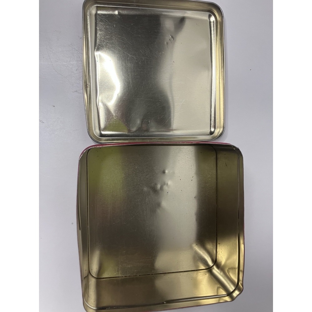 Crayola 1992 Limited Edition Holiday Square Tin Box Christmas Decor Red Gold - Picture 10 of 10